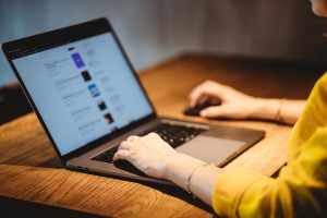 Pozycjonowanie stron i reklama internetowa – jak się uzupełniają?